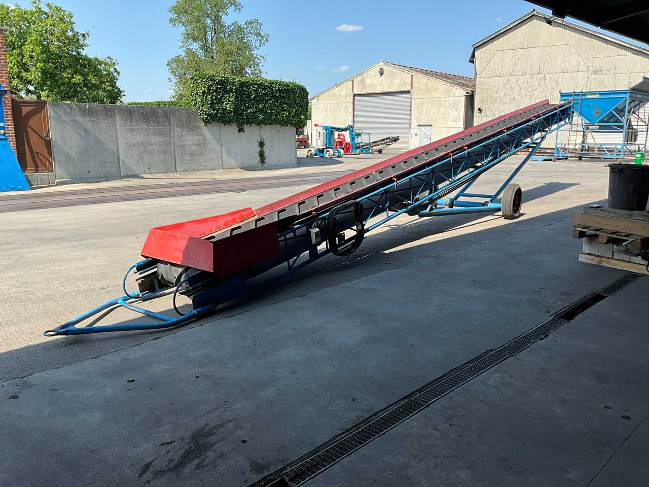 Mobile conveyor belt - toggle clamp - Cтрічковий конвеєр: фото 2 Mobile conveyor belt - toggle clamp - Cтрічковий конвеєр: фото 2
