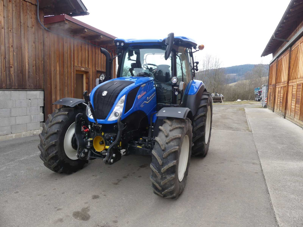 NEW HOLLAND T5.110 DC - Трактор: фото 2 NEW HOLLAND T5.110 DC - Трактор: фото 2