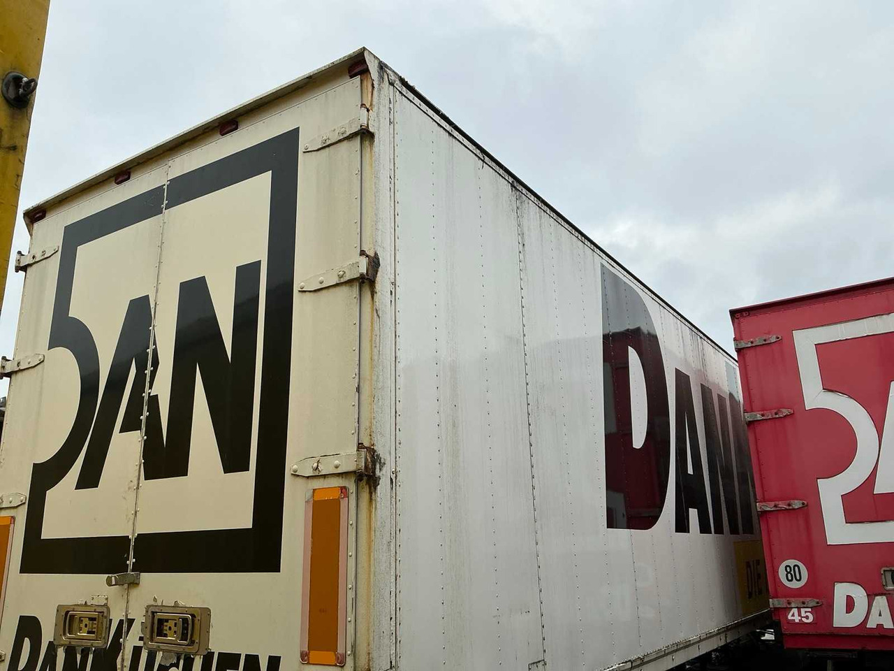 1993 GFÖLLNER SEMI-TRAILER - Напівпричіп: фото 2 1993 GFÖLLNER SEMI-TRAILER - Напівпричіп: фото 2