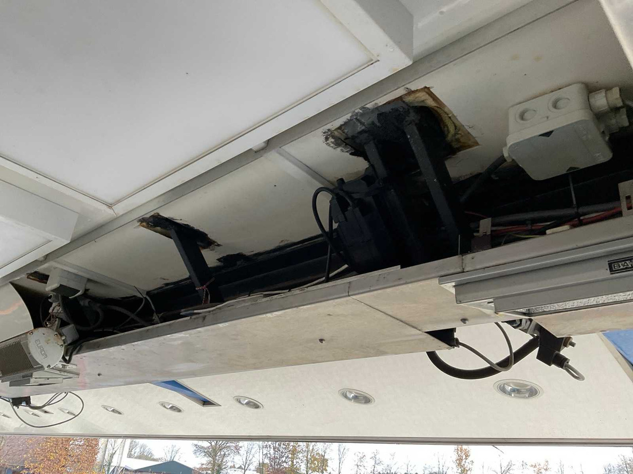 Напівпричіп 1997 RUYSSCHAERT SR16TP SALE SEMI-TRAILER WITH 2012 SCANIA TRACTOR: фото 42 Напівпричіп 1997 RUYSSCHAERT SR16TP SALE SEMI-TRAILER WITH 2012 SCANIA TRACTOR: фото 42