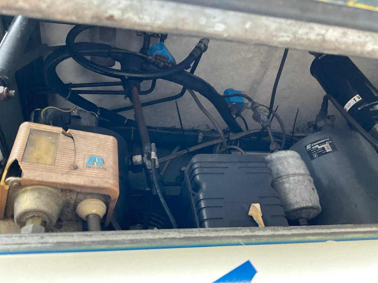 Напівпричіп 1997 RUYSSCHAERT SR16TP SALE SEMI-TRAILER WITH 2012 SCANIA TRACTOR: фото 17 Напівпричіп 1997 RUYSSCHAERT SR16TP SALE SEMI-TRAILER WITH 2012 SCANIA TRACTOR: фото 17