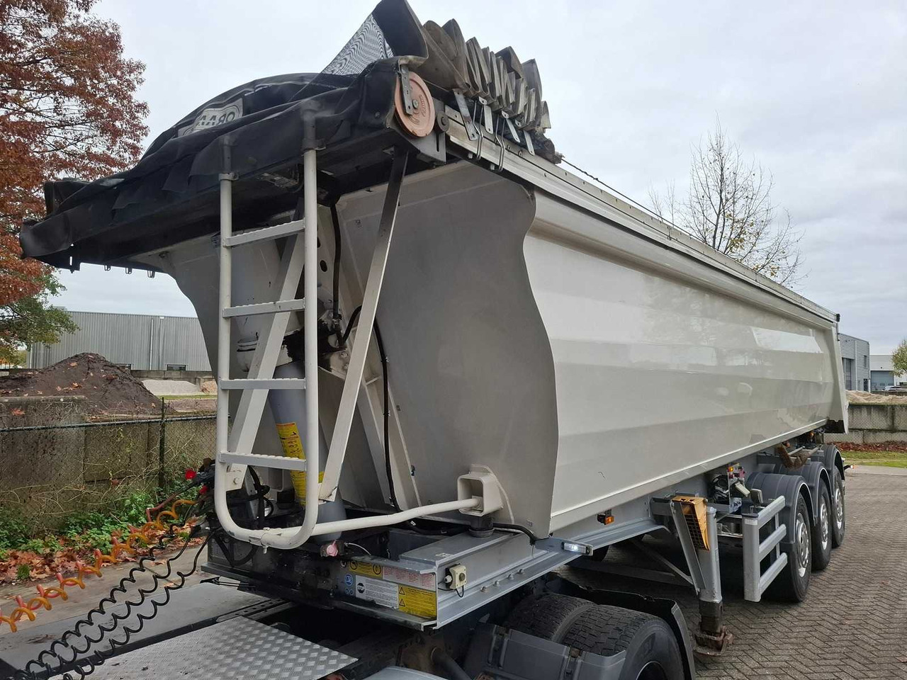 2013 STAS S300CX SEMI-TRAILER - Напівпричіп: фото 2 2013 STAS S300CX SEMI-TRAILER - Напівпричіп: фото 2