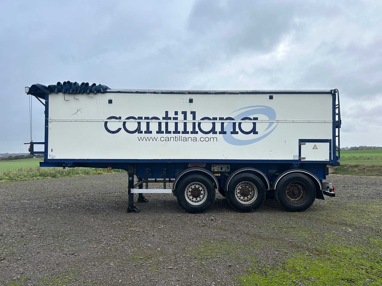 FRUEHAUF 9806 AL IS06 TIPPING SEMI-TRAILER / BELT TRUCK - Напівпричіп: фото 3 FRUEHAUF 9806 AL IS06 TIPPING SEMI-TRAILER / BELT TRUCK - Напівпричіп: фото 3