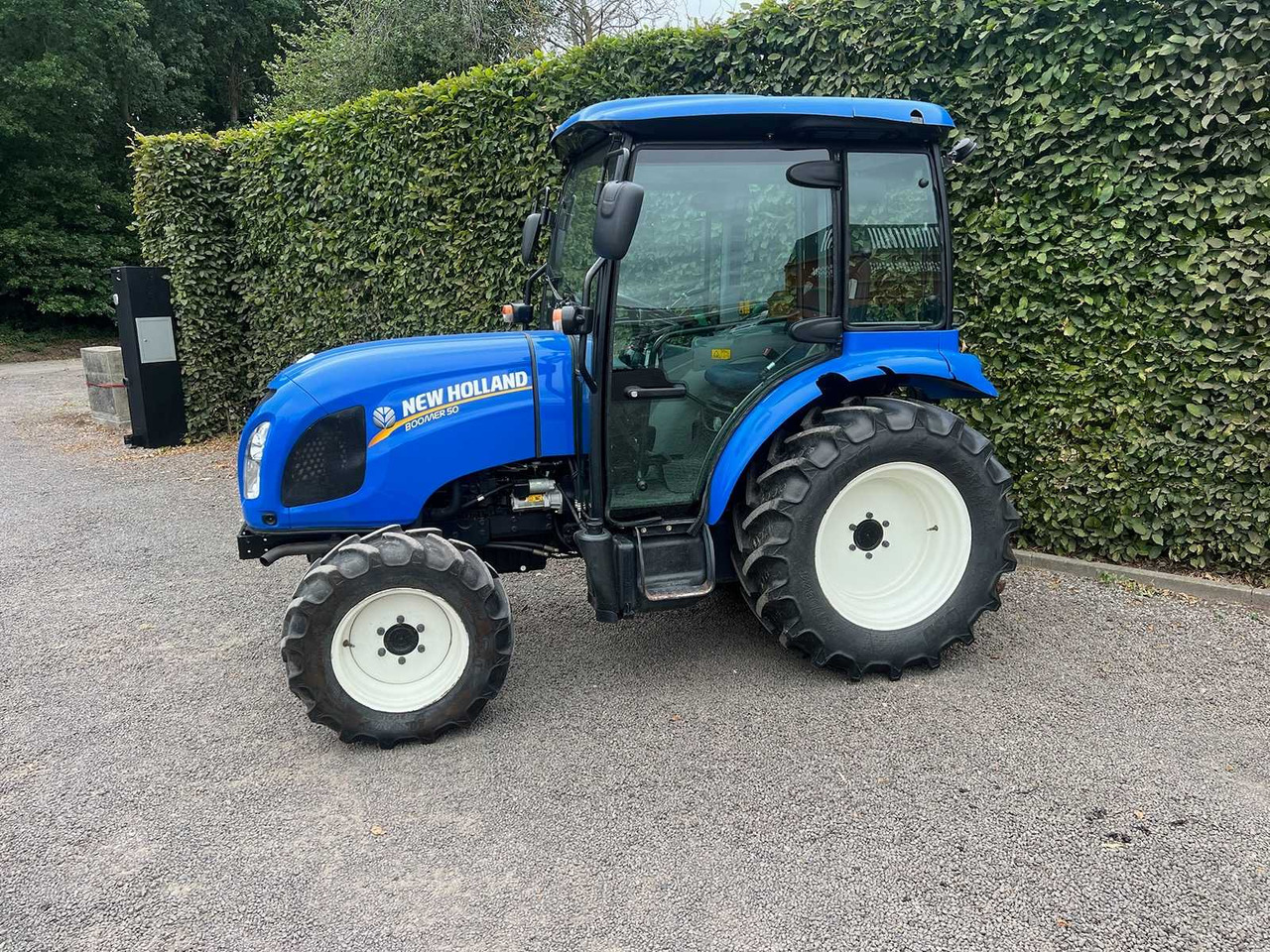 New Holland Boomer 50 - Мінітрактор: фото 1 New Holland Boomer 50 - Мінітрактор: фото 1