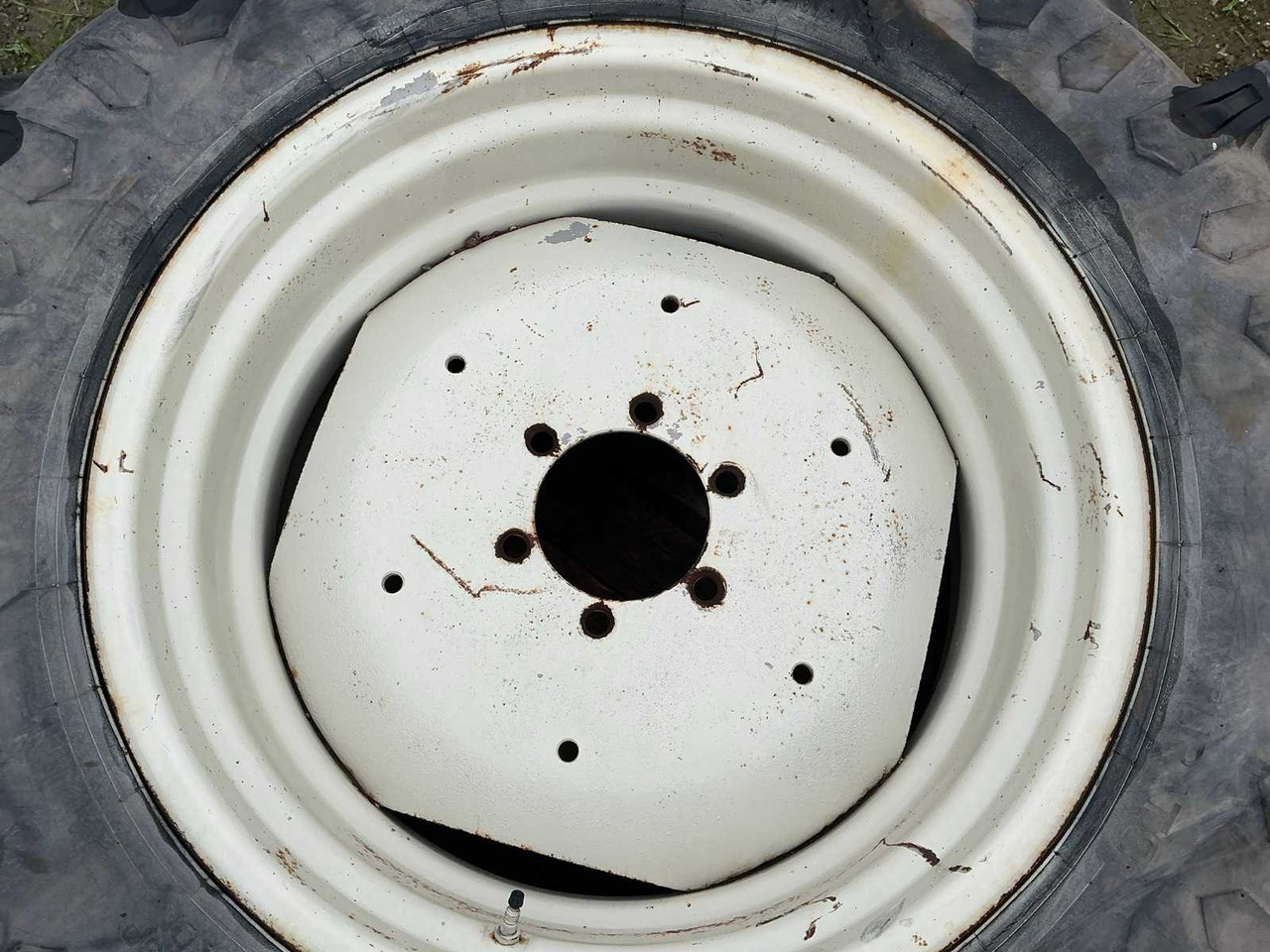 Pirelli Cinturato TM 150 - Шини і диски в категорії Трактори: фото 4 Pirelli Cinturato TM 150 - Шини і диски в категорії Трактори: фото 4