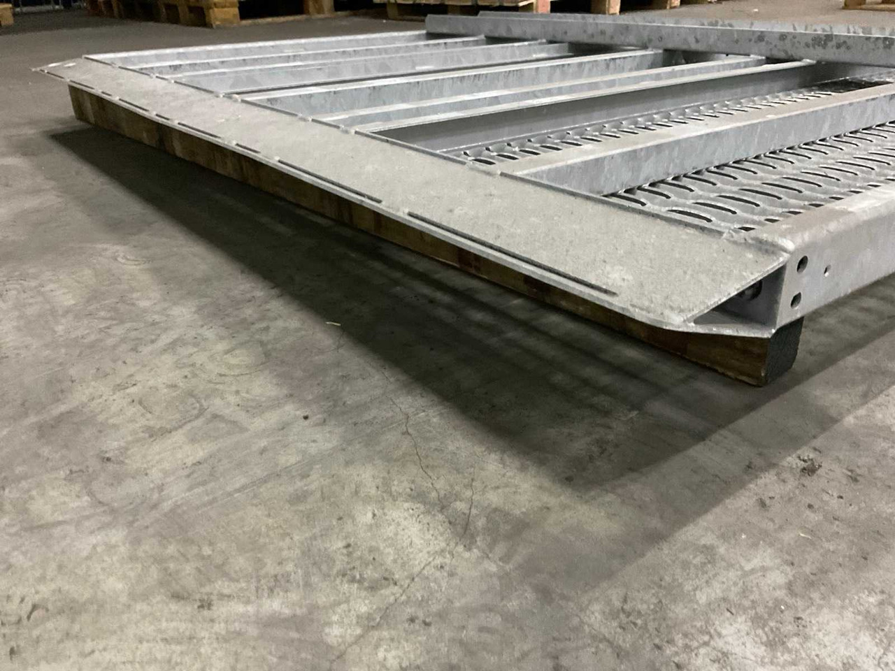 TRAILER RAMP - Причіп: фото 4 TRAILER RAMP - Причіп: фото 4