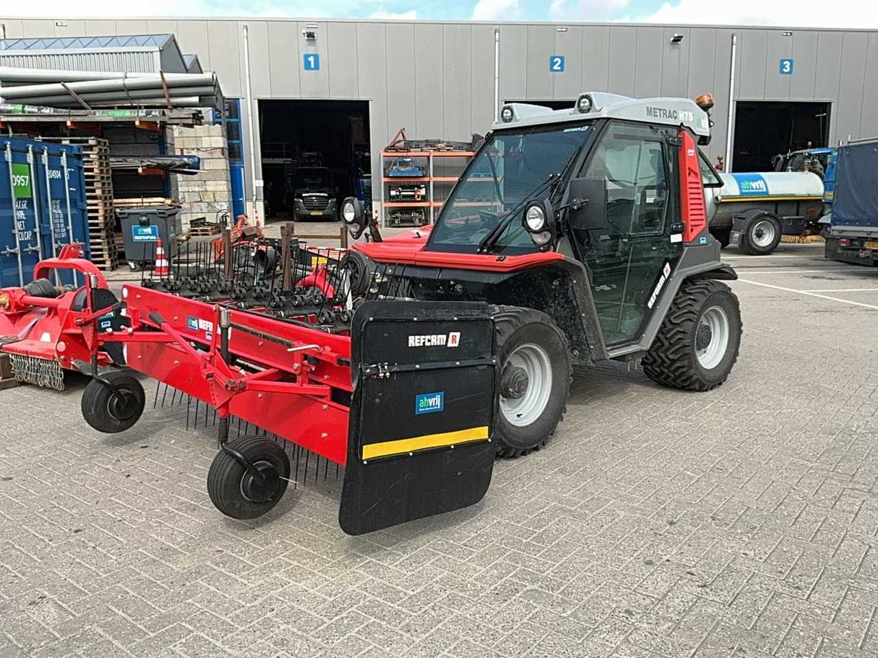 Reform Metrac H75 - Трактор: фото 2 Reform Metrac H75 - Трактор: фото 2