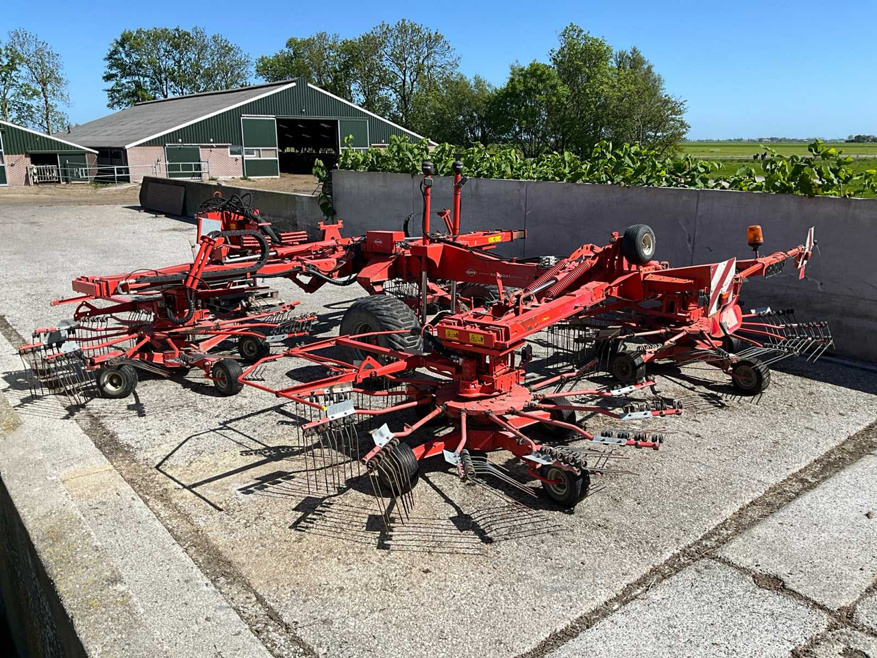 Kuhn GA 15021 - Сільськогосподарська техніка: фото 1 Kuhn GA 15021 - Сільськогосподарська техніка: фото 1