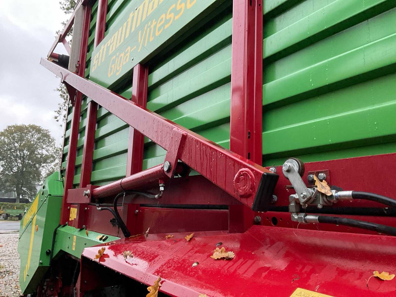 Самозавантажувальний причіп Strautmann GIGA VITESSE CFS 4002 DO: фото 13 Самозавантажувальний причіп Strautmann GIGA VITESSE CFS 4002 DO: фото 13