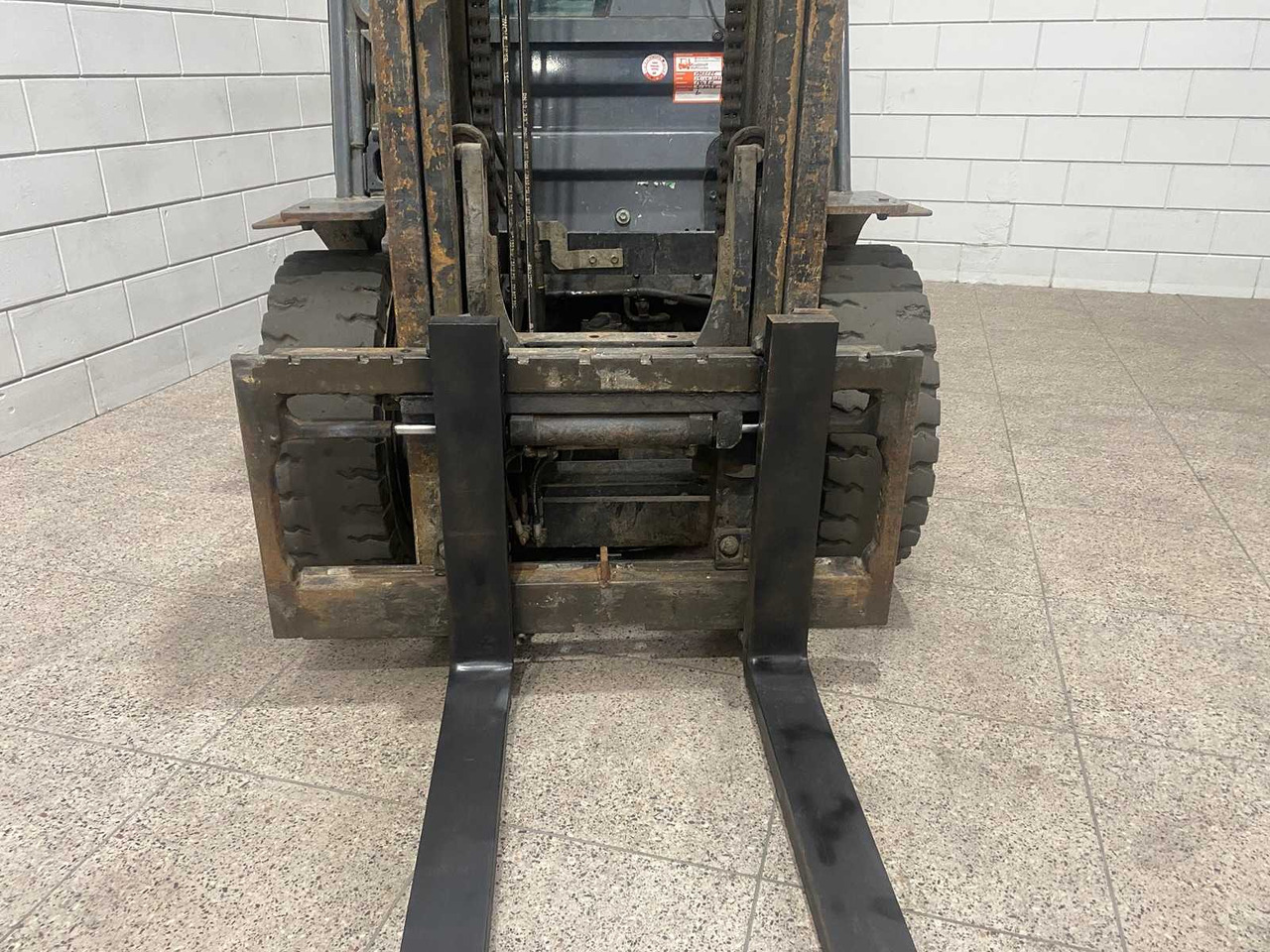 TOYOTA - 2008 - 02-8 FGF 30 - FORKLIFT - Навантажувач вилковий: фото 3 TOYOTA - 2008 - 02-8 FGF 30 - FORKLIFT - Навантажувач вилковий: фото 3