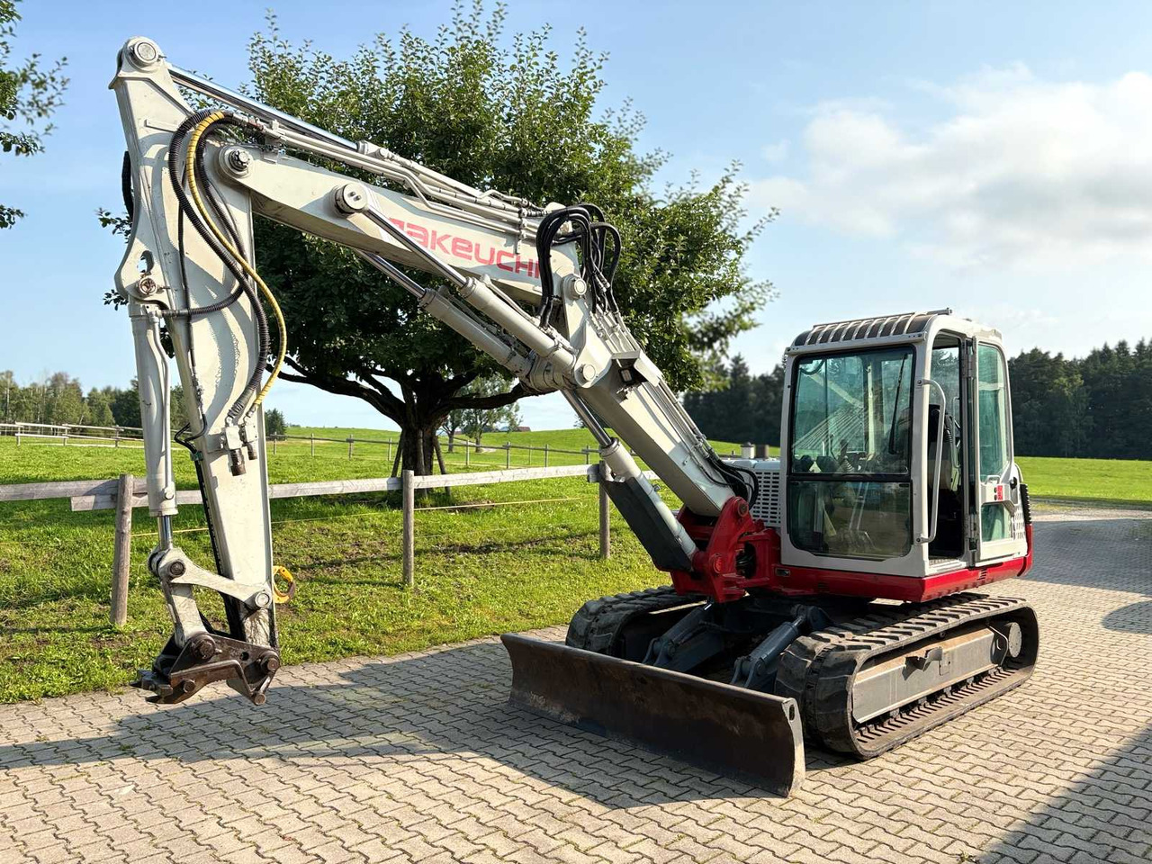 Takeuchi TB 175 CV - Гусеничний екскаватор: фото 1 Takeuchi TB 175 CV - Гусеничний екскаватор: фото 1
