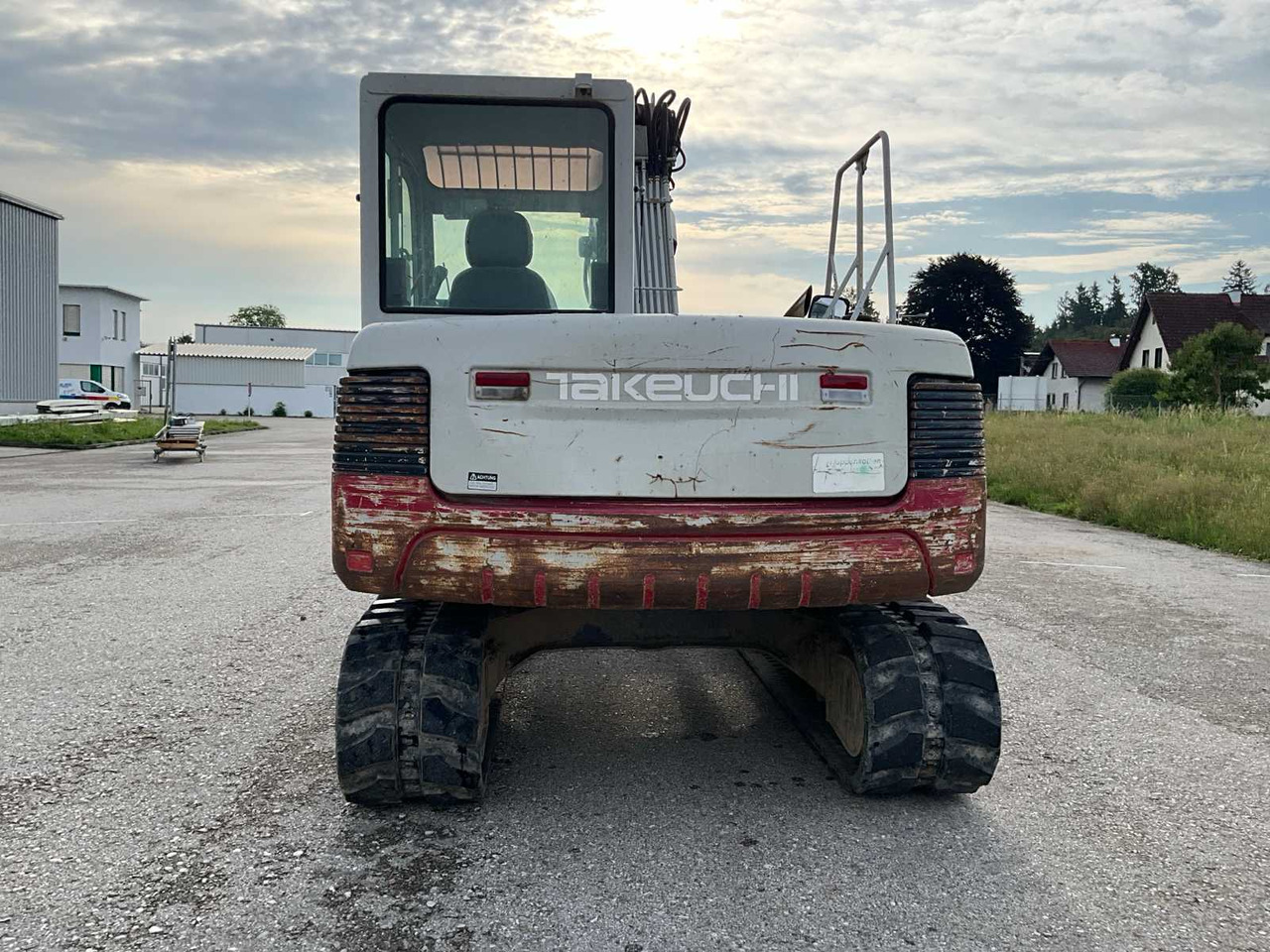 Takeuchi TB175 - Гусеничний екскаватор: фото 4 Takeuchi TB175 - Гусеничний екскаватор: фото 4