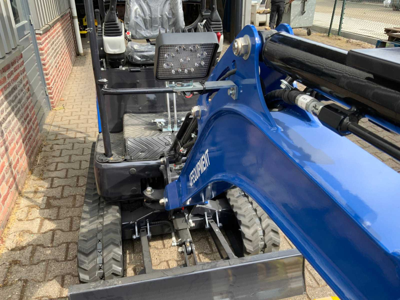 Екскаватор ULTRA FORCE EQUIPMENT NM-1800 KG CRAWLER EXCAVATOR DIESEL 2025 INCL. 3 BUCKETS: фото 17