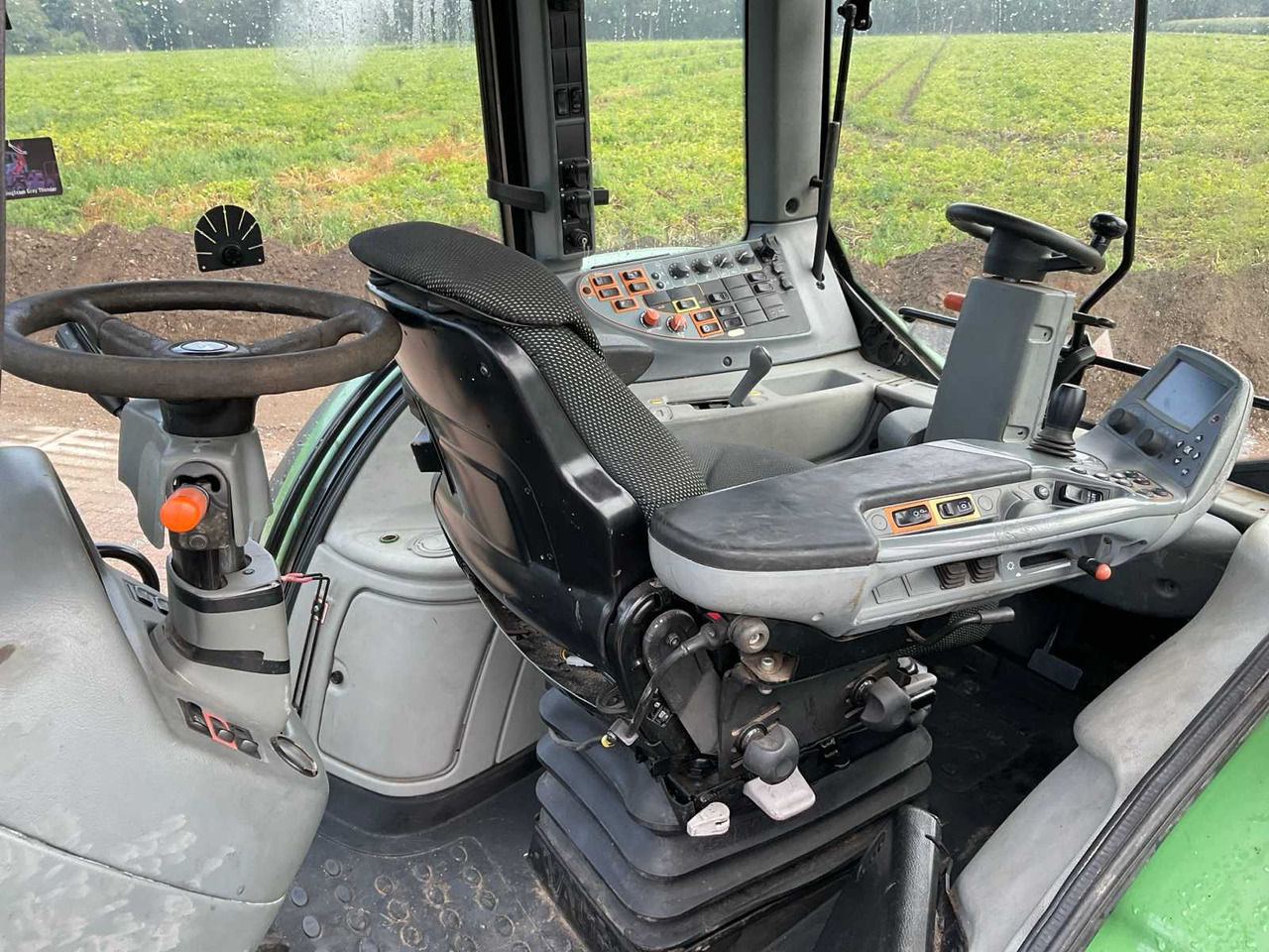 Valtra T163e - Трактор: фото 2 Valtra T163e - Трактор: фото 2