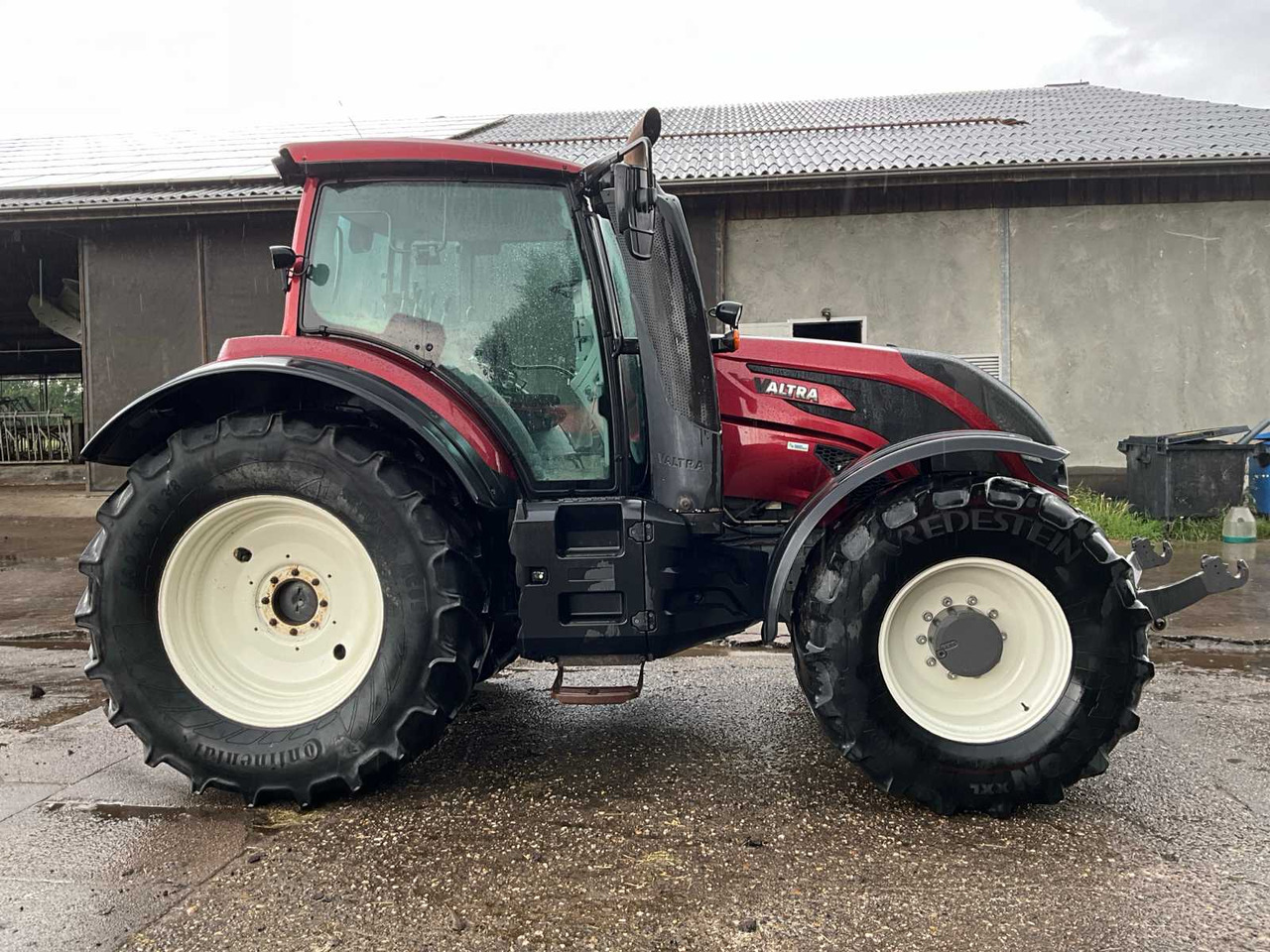 Трактор Valtra T214 A: фото 6