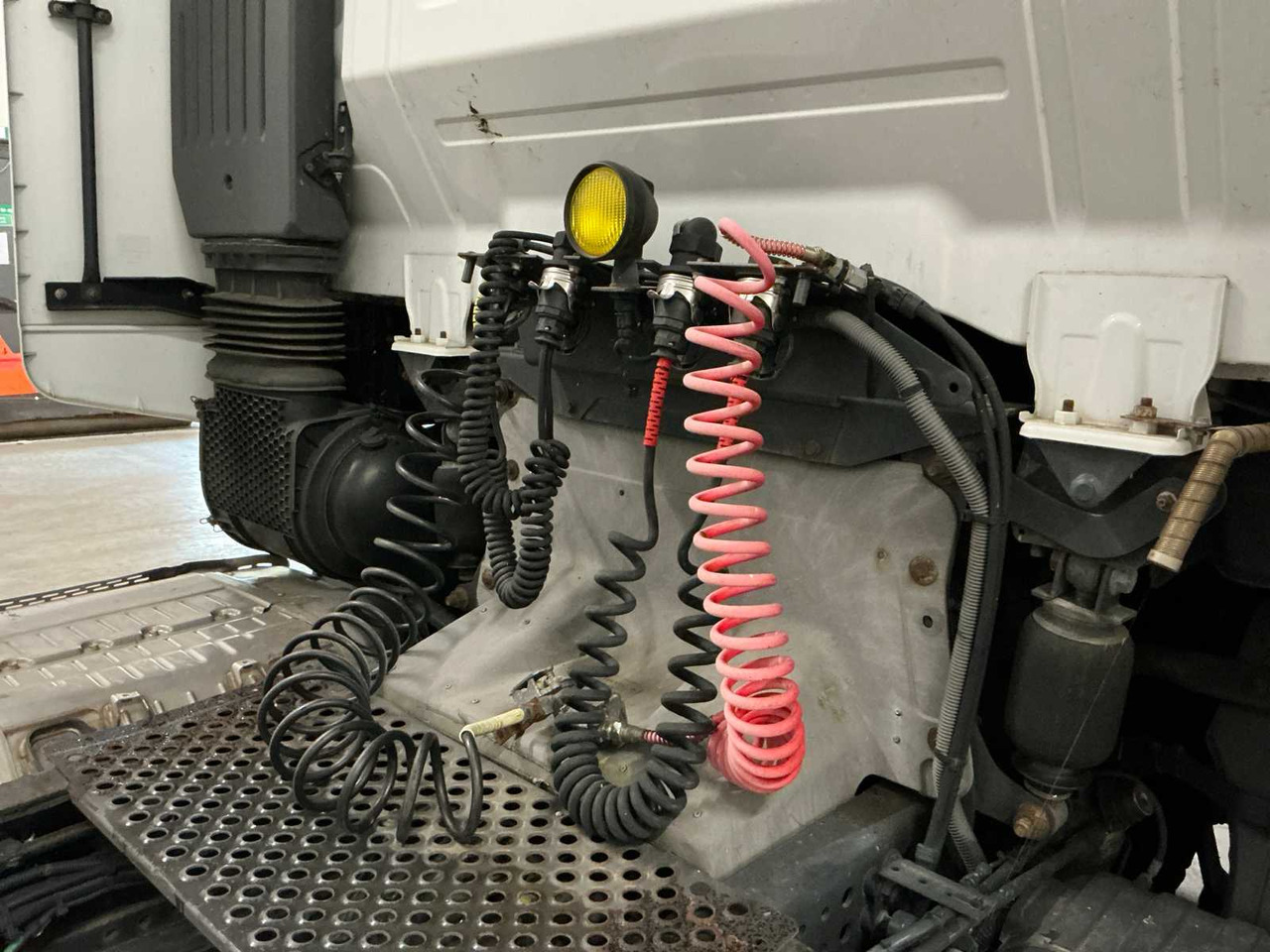 Вантажівка 2015 IVECO TRUCK: фото 10