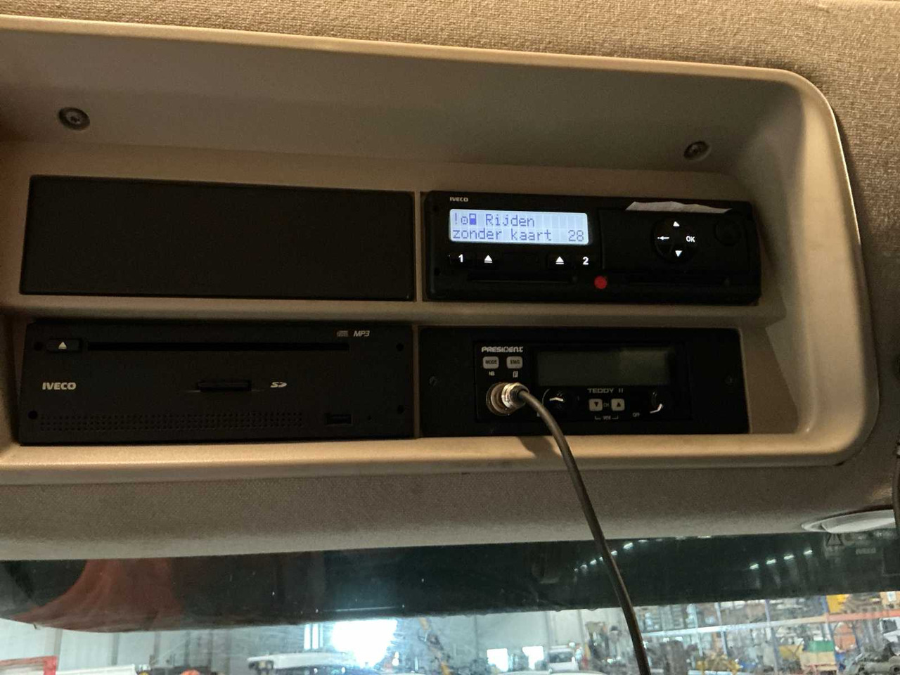 Вантажівка 2015 IVECO TRUCK: фото 16