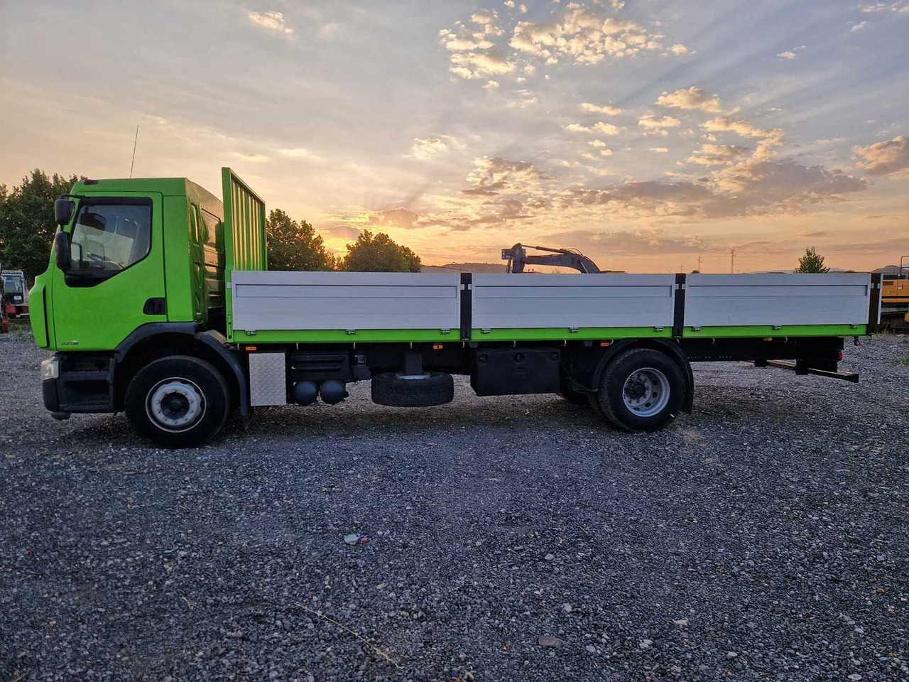 RENAULT 320 DXI TRUCK - 2007 - Вантажівка: фото 4 RENAULT 320 DXI TRUCK - 2007 - Вантажівка: фото 4