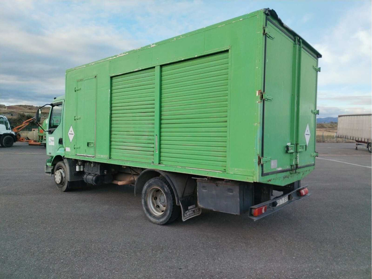 RENAULT M220.14C MAINTANCE TRUCK - 2002 - Вантажівка: фото 4 RENAULT M220.14C MAINTANCE TRUCK - 2002 - Вантажівка: фото 4