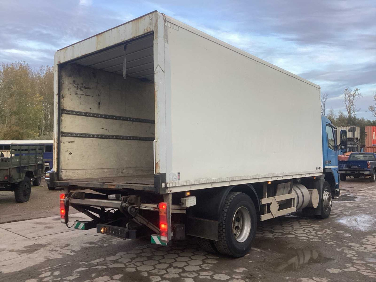 VOLVO FM 7 TRUCK - Вантажівка: фото 3 VOLVO FM 7 TRUCK - Вантажівка: фото 3