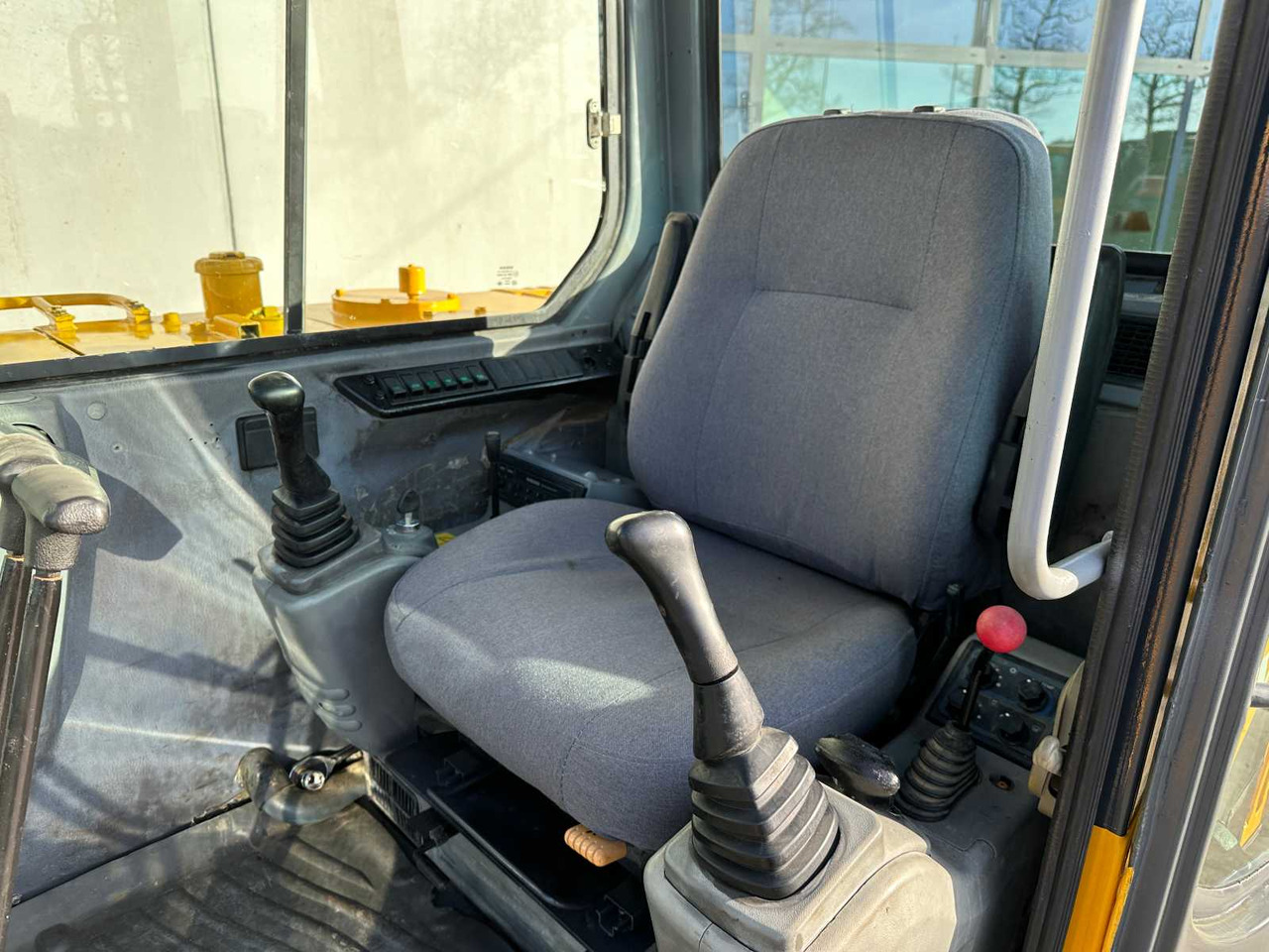 Гусеничний екскаватор Volvo EC55B: фото 35