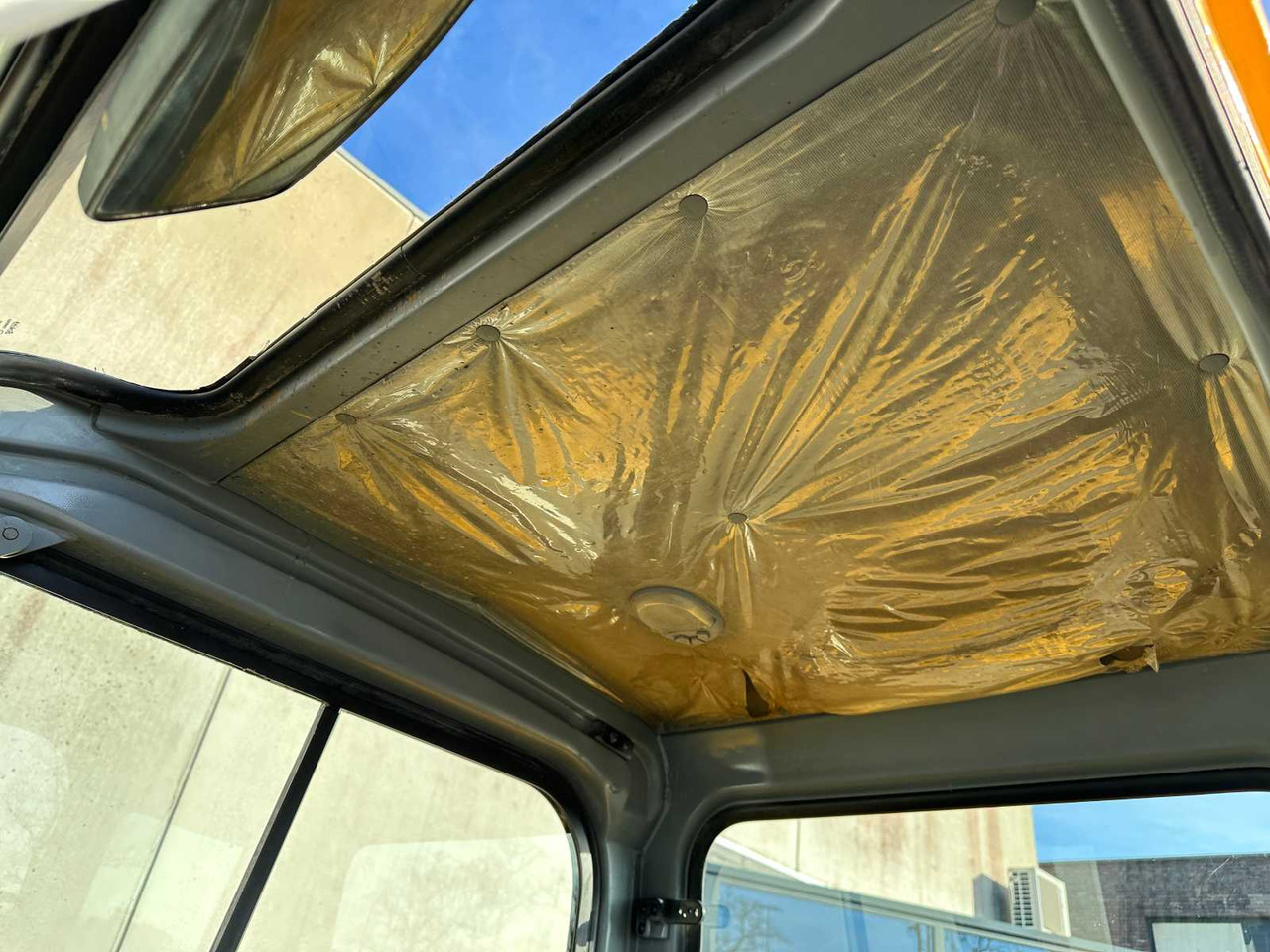 Гусеничний екскаватор Volvo EC55B: фото 34