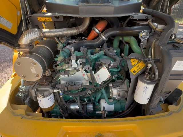 Колісний навантажувач Volvo L 35 G: фото 14