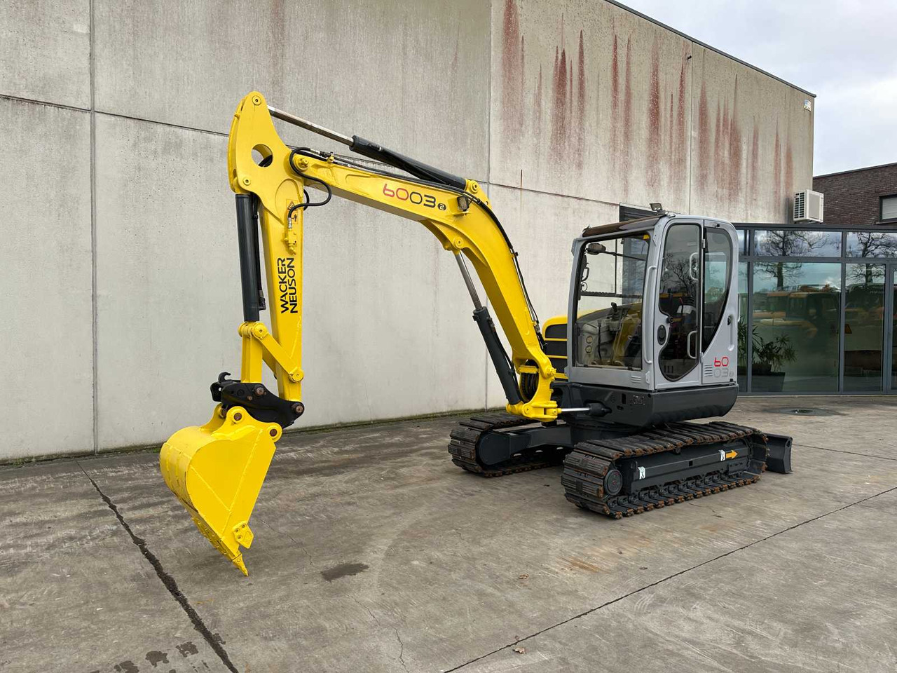 Wacker Neuson 6003 - Гусеничний екскаватор: фото 1 Wacker Neuson 6003 - Гусеничний екскаватор: фото 1