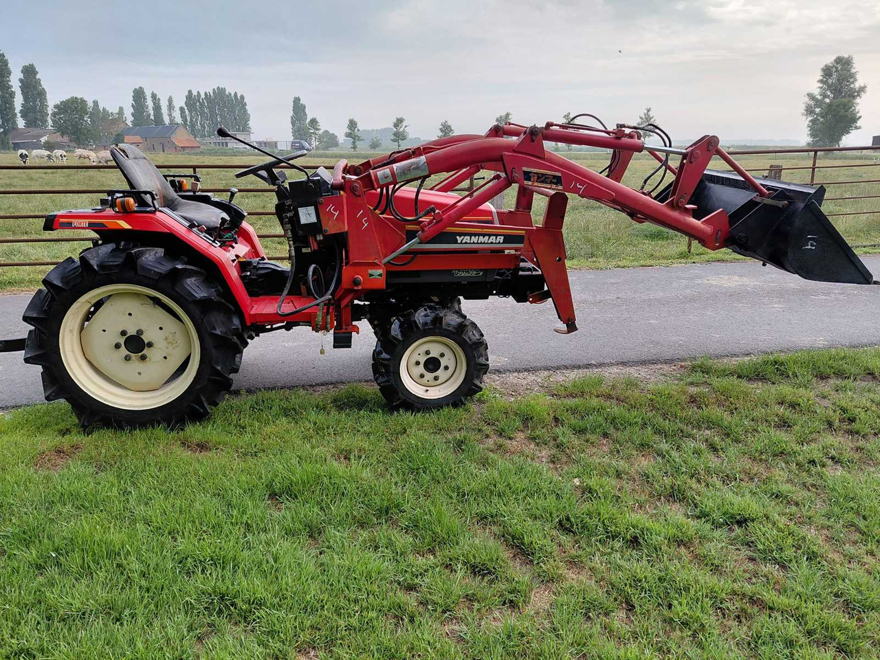 Yanmar F175 - Мінітрактор: фото 3 Yanmar F175 - Мінітрактор: фото 3