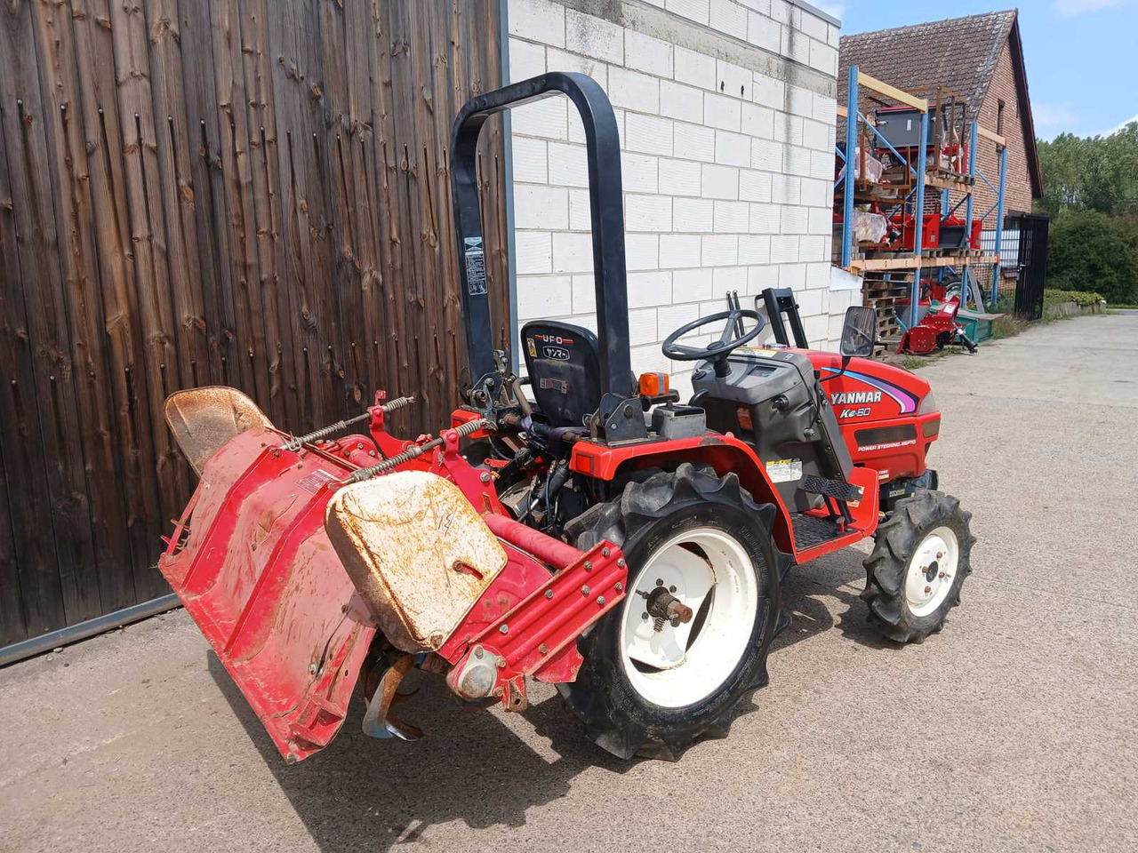 Yanmar Ke-60 - Мінітрактор: фото 4 Yanmar Ke-60 - Мінітрактор: фото 4