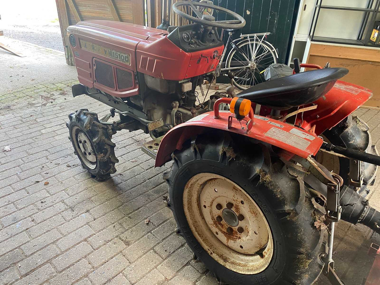 Yanmar zen-noh ym 1510D - Мінітрактор: фото 3 Yanmar zen-noh ym 1510D - Мінітрактор: фото 3