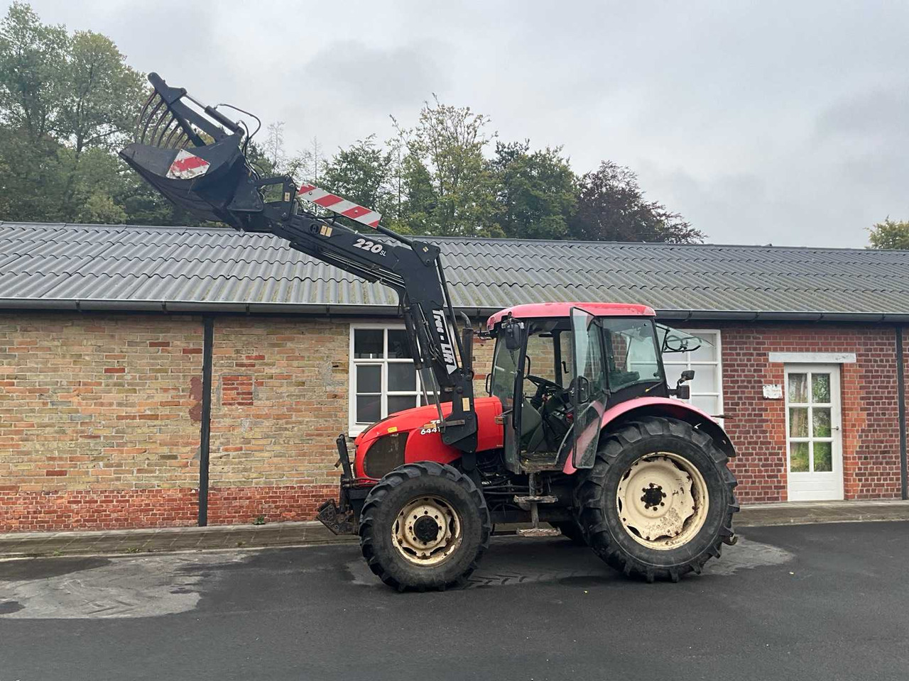 Zetor Proxima 6441 - Трактор: фото 2 Zetor Proxima 6441 - Трактор: фото 2