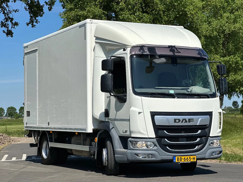 DAF LF 230 LF230.12 EURO6. 61797km!! 440x244x228 Bakwagen met Laadklep. - Вантажівка з закритим кузовом: фото 2 DAF LF 230 LF230.12 EURO6. 61797km!! 440x244x228 Bakwagen met Laadklep. - Вантажівка з закритим кузовом: фото 2