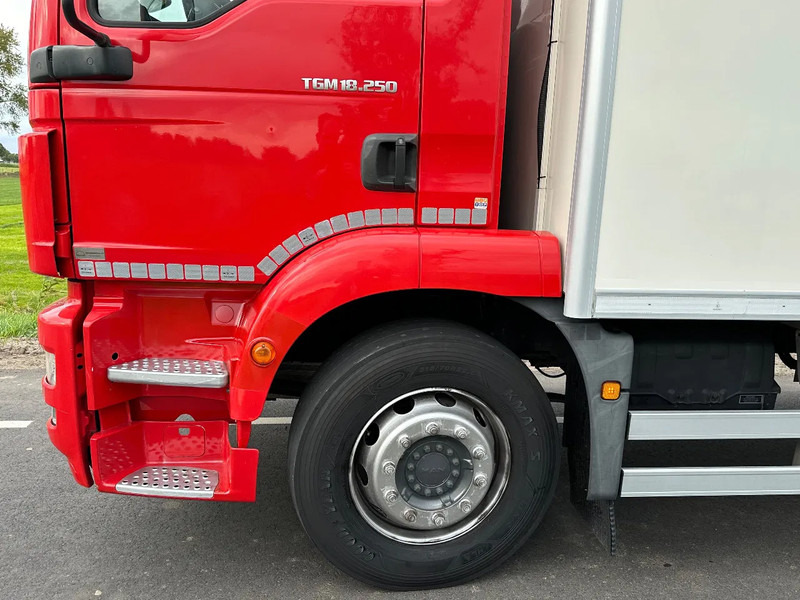 MAN TGM TGM 18.290 GEÏSOLEERDE OPBOUW - Вантажівка з закритим кузовом: фото 5 MAN TGM TGM 18.290 GEÏSOLEERDE OPBOUW - Вантажівка з закритим кузовом: фото 5