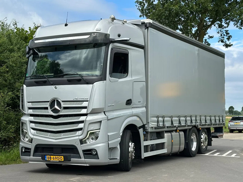 Mercedes-Benz Actros ACTROS 2545LL EURO6. 2021. Schuifzeil Bakwagen met Laadklep. - Тентована вантажівка: фото 1 Mercedes-Benz Actros ACTROS 2545LL EURO6. 2021. Schuifzeil Bakwagen met Laadklep. - Тентована вантажівка: фото 1