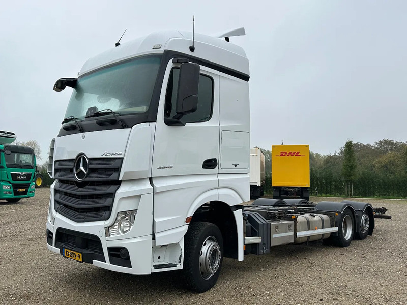 Mercedes-Benz Actros ACTROS 2642 LL EURO6. 2018. BDF. Chassic cabine. - Вантажівка шасі: фото 2 Mercedes-Benz Actros ACTROS 2642 LL EURO6. 2018. BDF. Chassic cabine. - Вантажівка шасі: фото 2
