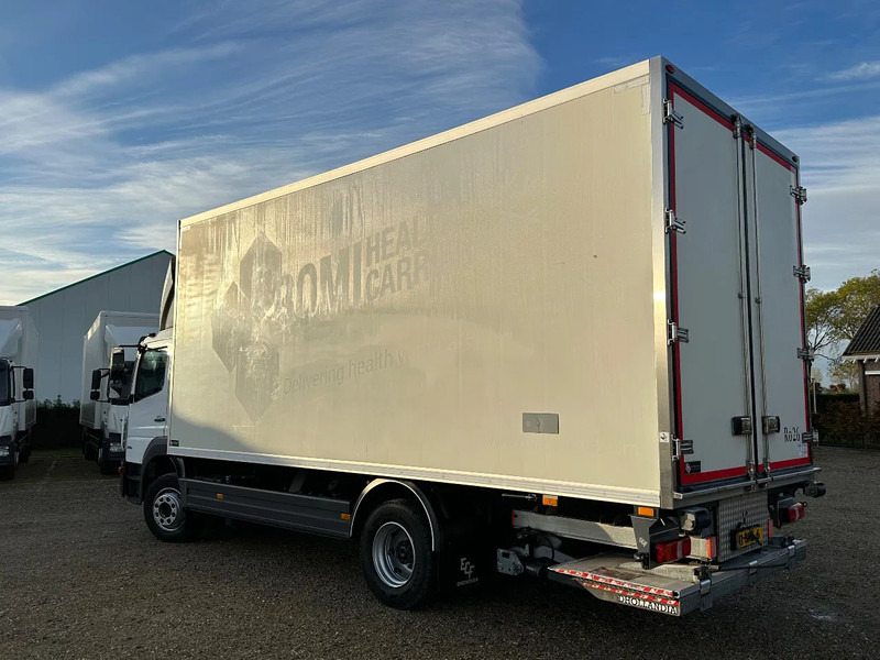 Mercedes-Benz Atego ATEGO1218 GEISOLEERDE OPBOUW 620x247x260! 2000kg Laadklep. - Вантажівка з закритим кузовом: фото 4 Mercedes-Benz Atego ATEGO1218 GEISOLEERDE OPBOUW 620x247x260! 2000kg Laadklep. - Вантажівка з закритим кузовом: фото 4
