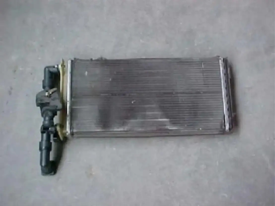 DAF Kachelradiator XF - Кабіна й інтер'єр в категорії Вантажівки: фото 1 DAF Kachelradiator XF - Кабіна й інтер'єр в категорії Вантажівки: фото 1