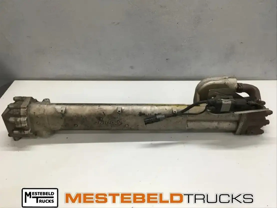 MAN EGR koeler D20 - Вихлопна система в категорії Вантажівки: фото 1 MAN EGR koeler D20 - Вихлопна система в категорії Вантажівки: фото 1