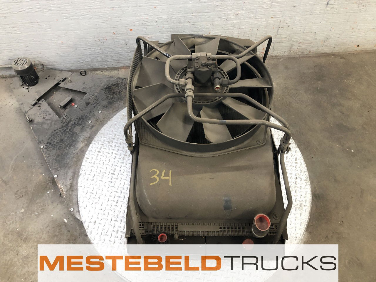 MAN Hydraulisch radiator - Система охолодження в категорії Вантажівки: фото 1 MAN Hydraulisch radiator - Система охолодження в категорії Вантажівки: фото 1