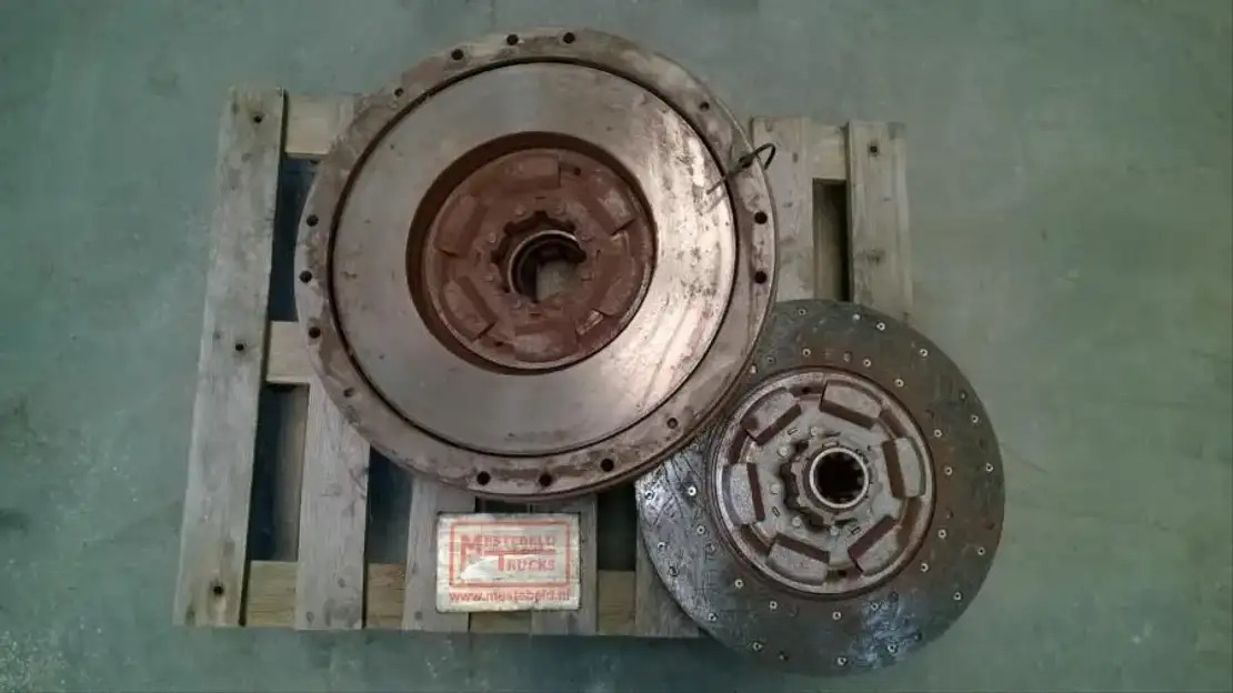 MAN Koppeling + Koppelingsplaat - Коробка передач та запчастини в категорії Вантажівки: фото 1 MAN Koppeling + Koppelingsplaat - Коробка передач та запчастини в категорії Вантажівки: фото 1