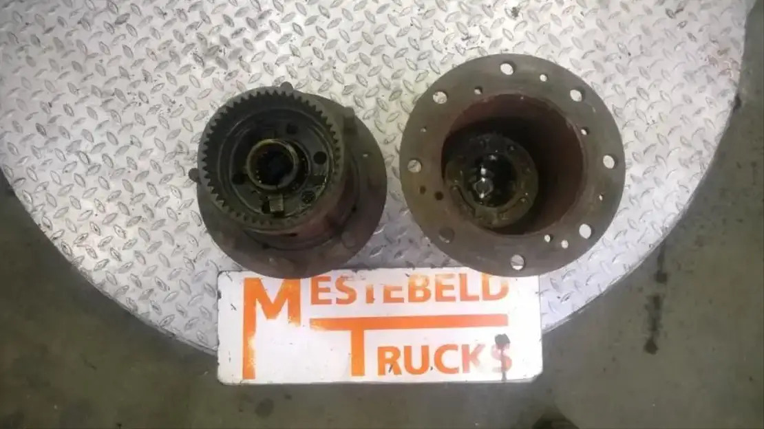 MAN Naaf met naafreduktie Soma - Задня вісь в категорії Вантажівки: фото 1 MAN Naaf met naafreduktie Soma - Задня вісь в категорії Вантажівки: фото 1