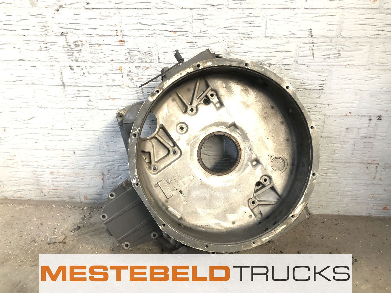 Mercedes-Benz Vliegwielhuis Axor - Двигун та запчастини в категорії Вантажівки: фото 2 Mercedes-Benz Vliegwielhuis Axor - Двигун та запчастини в категорії Вантажівки: фото 2