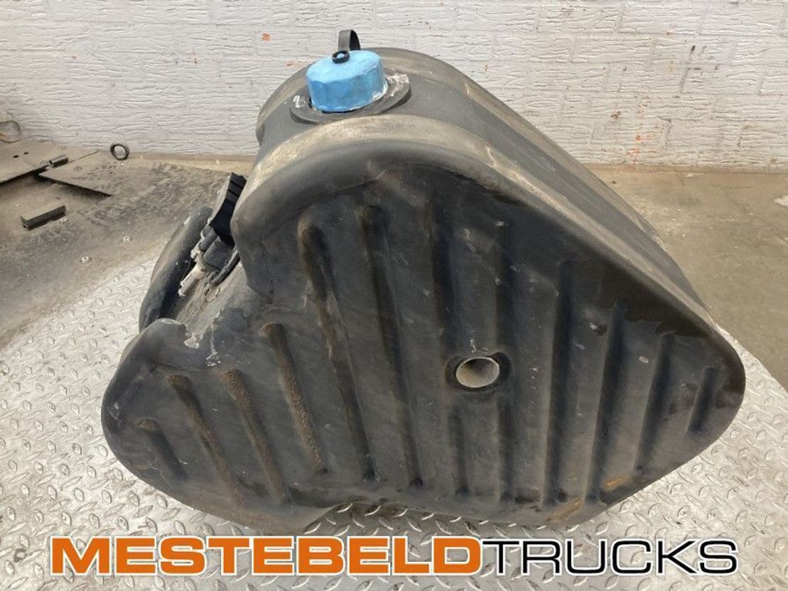 Scania Ad blue tank - Вихлопна система в категорії Вантажівки: фото 3 Scania Ad blue tank - Вихлопна система в категорії Вантажівки: фото 3