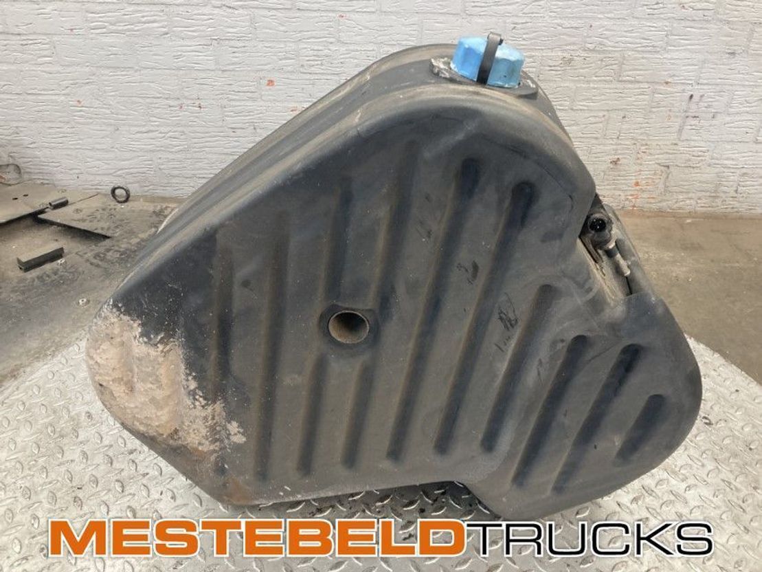 Scania Ad blue tank - Вихлопна система в категорії Вантажівки: фото 1 Scania Ad blue tank - Вихлопна система в категорії Вантажівки: фото 1