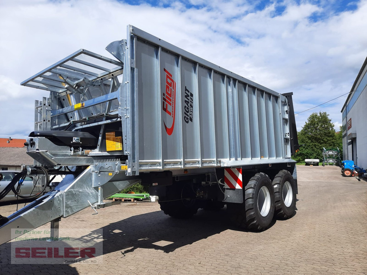 Fliegl ASW 271 C FOX Lenkachse 26,5" 35m³ - Самозавантажувальний причіп: фото 2 Fliegl ASW 271 C FOX Lenkachse 26,5" 35m³ - Самозавантажувальний причіп: фото 2