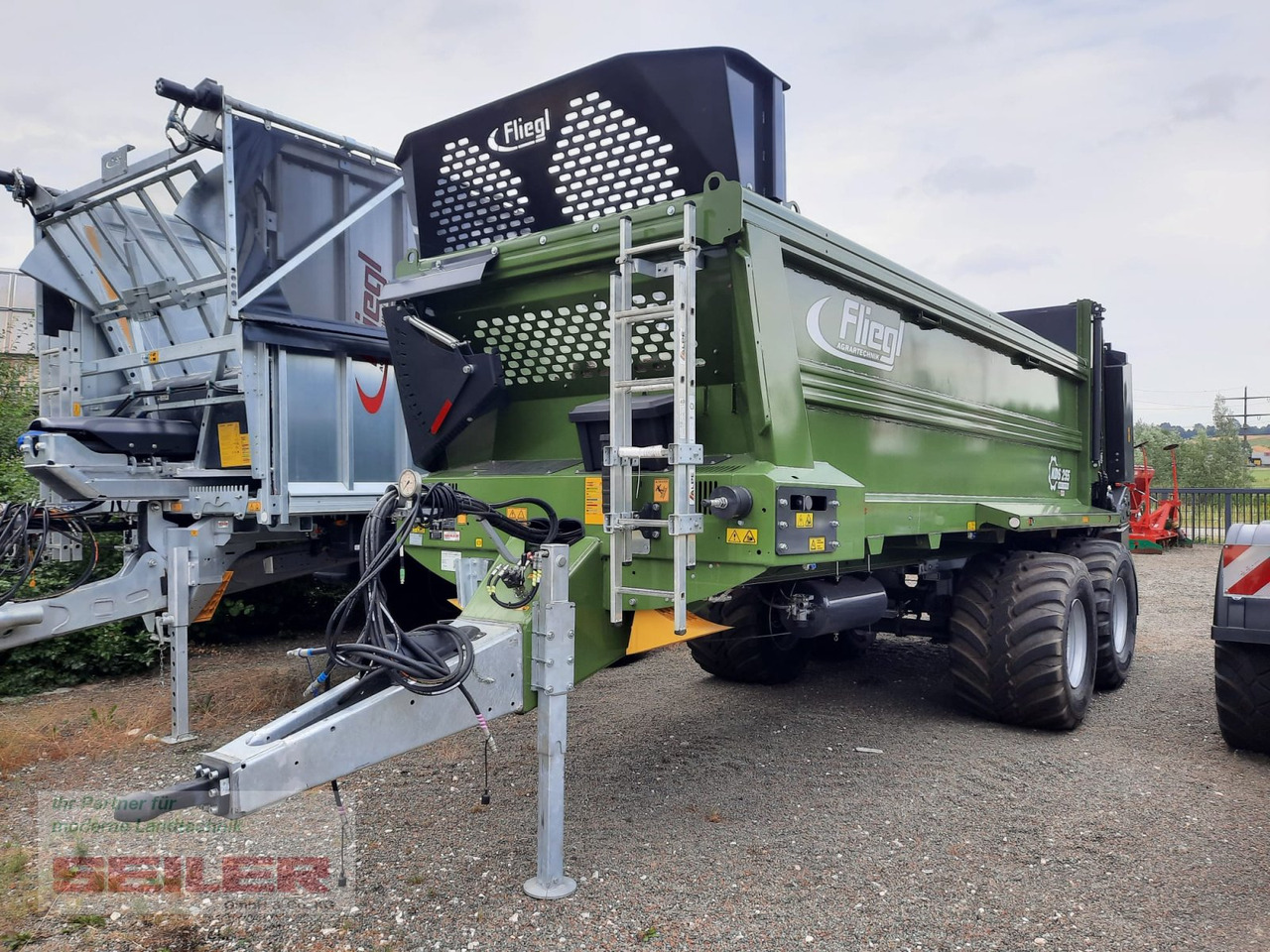 Fliegl KDS 255 Muck Control 14m³ - Гноєрозкидач: фото 1 Fliegl KDS 255 Muck Control 14m³ - Гноєрозкидач: фото 1
