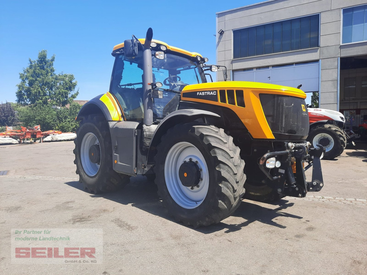 JCB Fastrac 8310 - Трактор: фото 2 JCB Fastrac 8310 - Трактор: фото 2