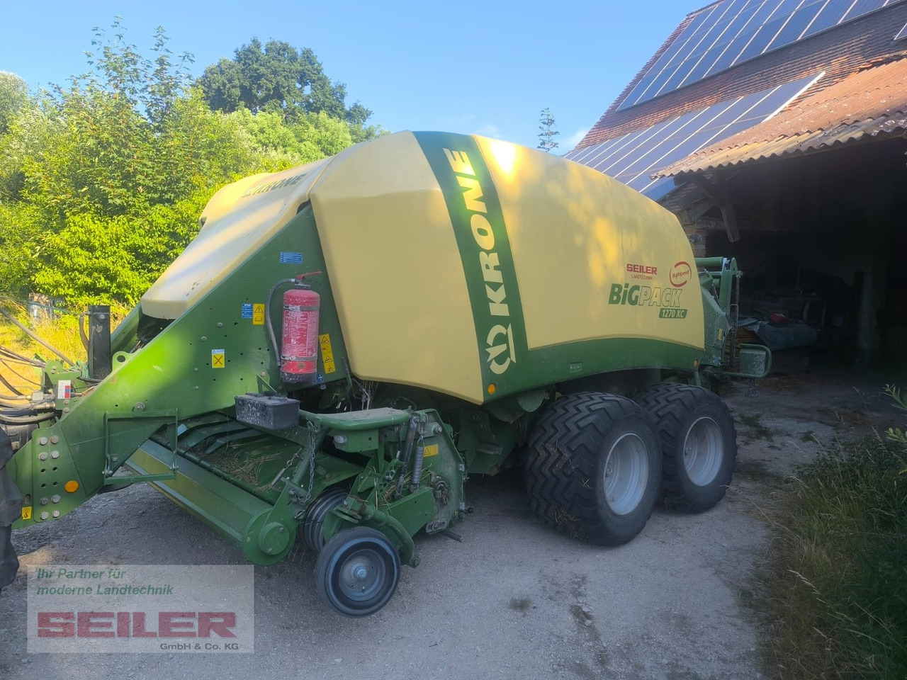 Krone Big Pack 1270 XC - Прес-підбирач тюковий: фото 1 Krone Big Pack 1270 XC - Прес-підбирач тюковий: фото 1