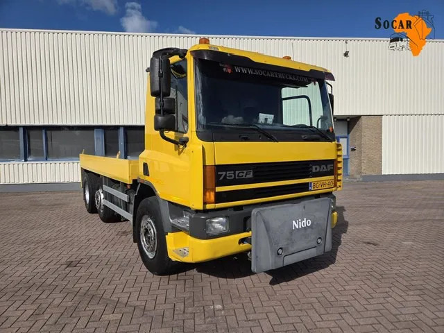 DAF CF 75.250 6x2 Euro 2 Automatic NL-Truck Original KM'S - Вантажівка шасі: фото 1 DAF CF 75.250 6x2 Euro 2 Automatic NL-Truck Original KM'S - Вантажівка шасі: фото 1